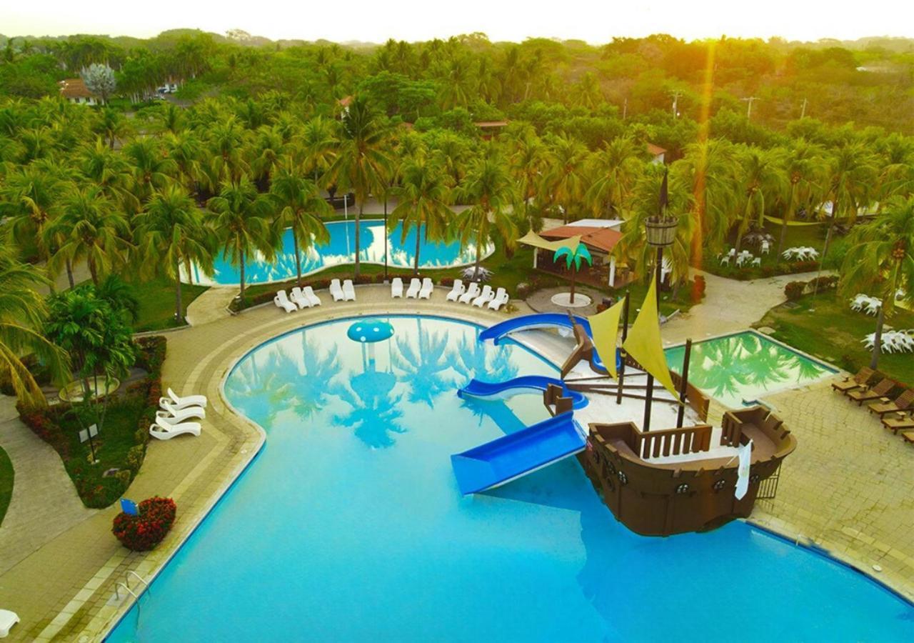 Las Veraneras Villas & Resort Acajutla Екстериор снимка